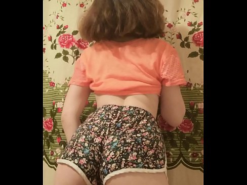 ❤️ Sexy ung babe tar av seg shortsen på kamera ❤️❌ Superporno ved no.javarchive.top ☑